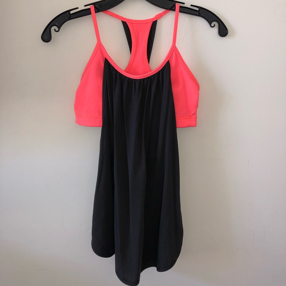 Lululemon tuck me in built-in shelf bra tank top